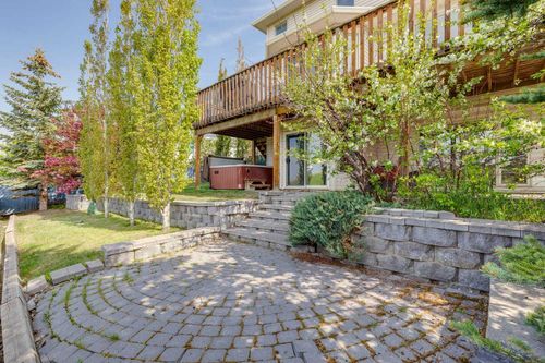 98 Sierra Nevada Green Sw, Calgary, AB, T3H3R2 | Card Image
