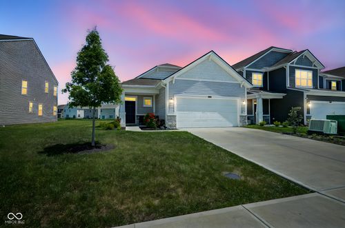 5119 Triple Crown Way, Indianapolis, IN, 46237-0017 | Card Image