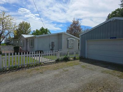 603 N Bernard St, House other with 3 bedrooms, 2 bathrooms and null parking in Chewelah WA | Image 2