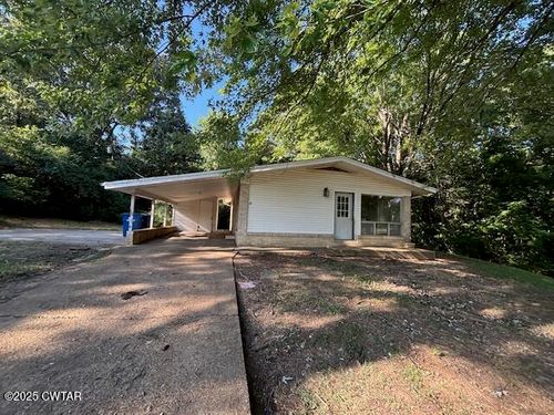 124 Greenfield Products Rd, Greenfield, TN, 38230-1275 | Card Image