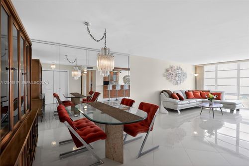 902-230 174th St, Sunny Isles Beach, FL, 33160-3332 | Card Image