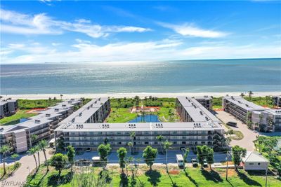 O206 - 1401 Middle Gulf Drive, Condo with 2 bedrooms, 2 bathrooms and null parking in Sanibel FL | Image 1