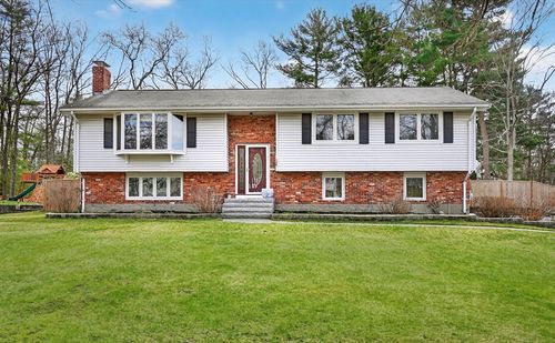 176 Forbes Rd, Westwood, MA, 02090-2226 | Card Image