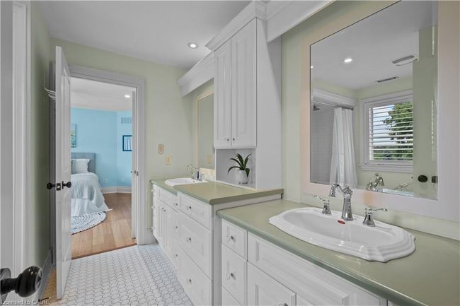 1532 Concession 6 W, Home with 4 bedrooms, 6 bathrooms and 26 parking in Branchton ON | Image 21