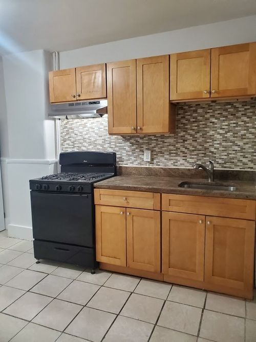 2-182 Walnut Ave, Boston, MA, 02119-3619 | Card Image