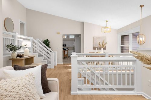 783 Berwood Ave, Vadnais Heights, MN, 55127-5105 | Card Image