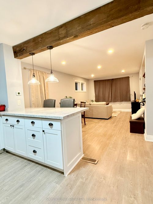 1723 Langlois Ave, Windsor, ON, N8X4M4 | Card Image