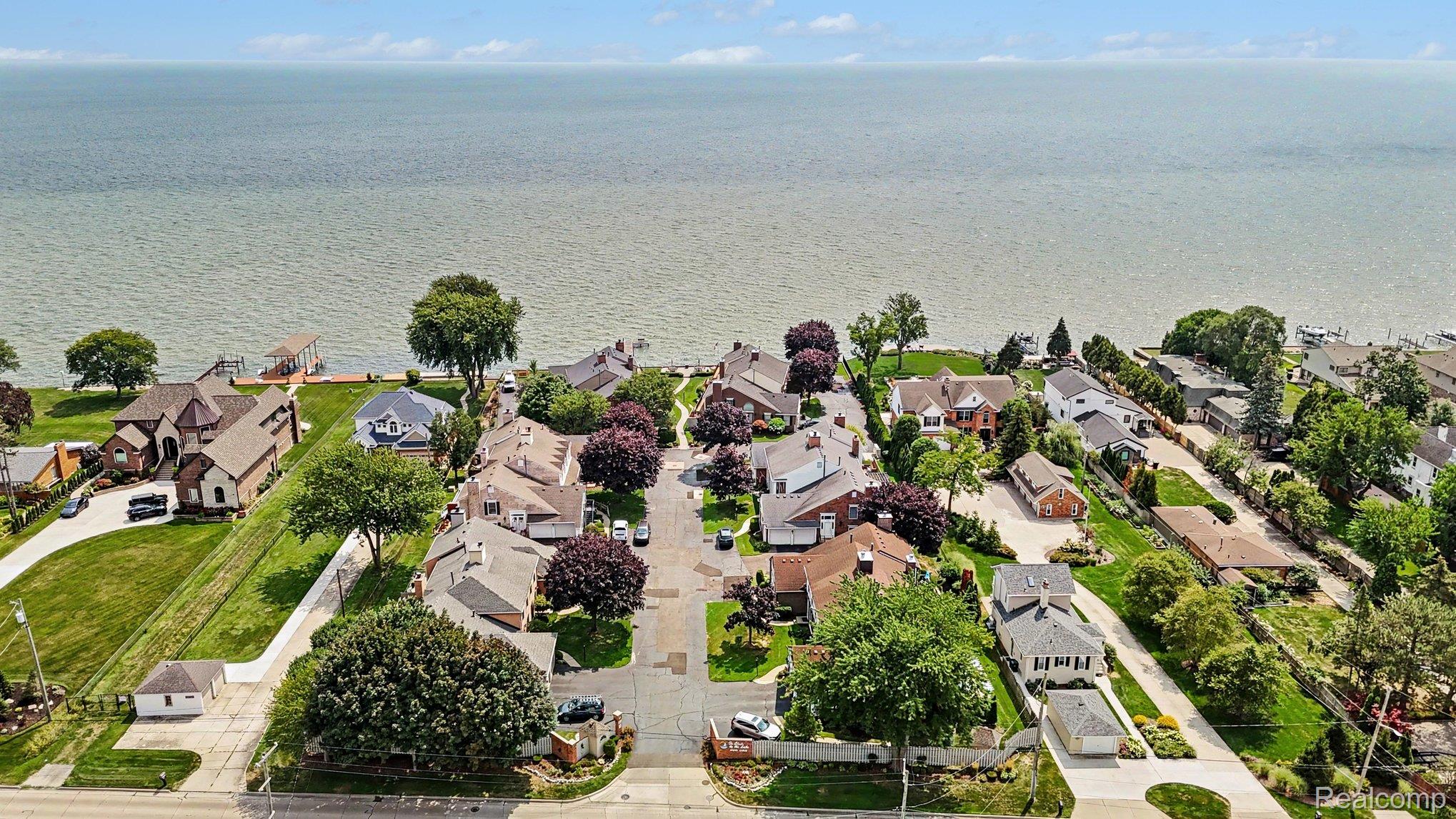 Residential in St Clair Shores 3