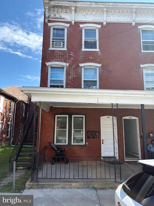 260 E Chestnut St, COATESVILLE, PA, 19320-3763 | Card Image