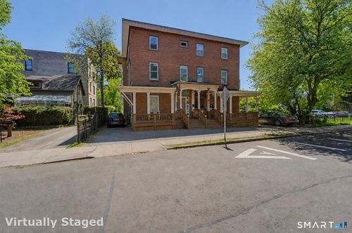 15 Townley St, Hartford, CT, 06105-1807 | Card Image