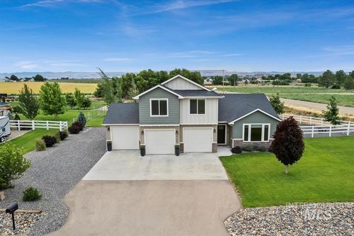 27482 Warren Ln, Wilder, ID, 83676-5407 | Card Image