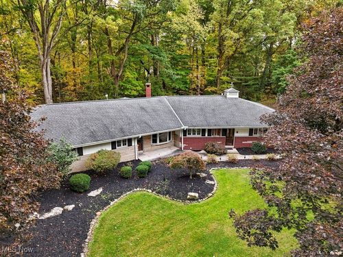 8304 Montello Rd, Independence, OH, 44131-6660 | Card Image