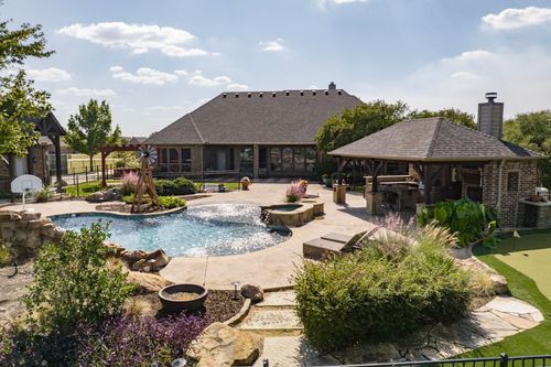 1221 E Secretariat Dr, Terrell, TX, 75160-7579 | Card Image