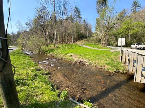 1000 Hyatt Creek Rd, Marble, NC, 28905-8482 | Card Image