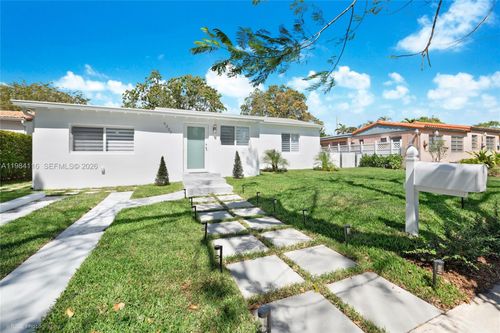 6337 Sw 11th St, West Miami, FL, 33144-4915 | Card Image