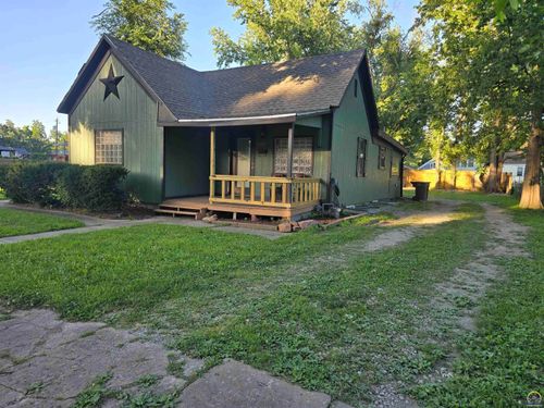 1108 Oakland Ave, Topeka, KS, 66616-1518 | Card Image