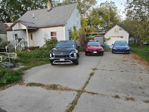 1211 Richard St, Elmira, NY, 14904-2915 | Card Image