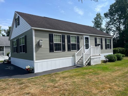 139 Bluefish Blvd, Portsmouth, NH, 03801-2002 | Card Image