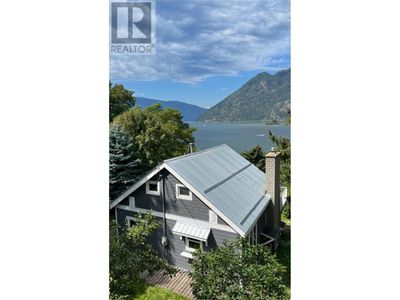 4 Bruhn Rd, House other with 2 bedrooms, 2 bathrooms and 2 parking in Sicamous BC | Image 1