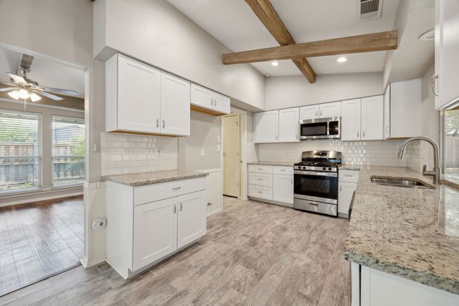 2100 Treehouse Ln, House other with 4 bedrooms, 3 bathrooms and null parking in Plano TX | Image 12
