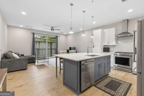 108-22 Airline St Ne, Atlanta, GA, 30312-2006 | Card Image
