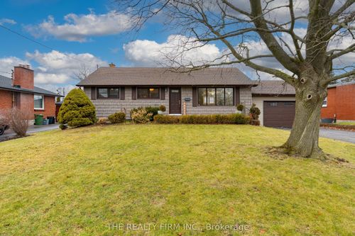 5 Montcalm St, Saint Thomas, ON, N5P2C1 | Card Image