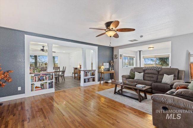 1206 E 3800 N, House other with 3 bedrooms, 2 bathrooms and null parking in Buhl ID | Image 4