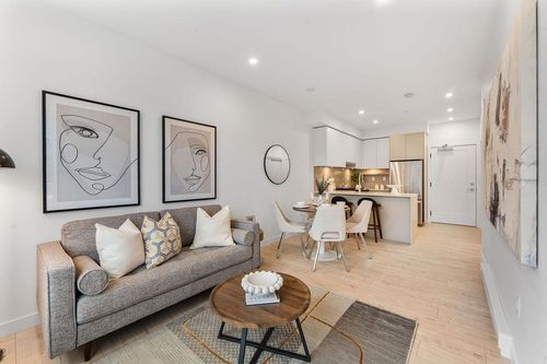 302-13788 76 Avenue, Surrey, BC, V3W3V9 | Card Image