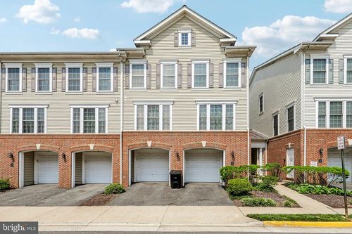 70b-7136 Huntley Creek Pl, ALEXANDRIA, VA, 22306-5109 | Card Image