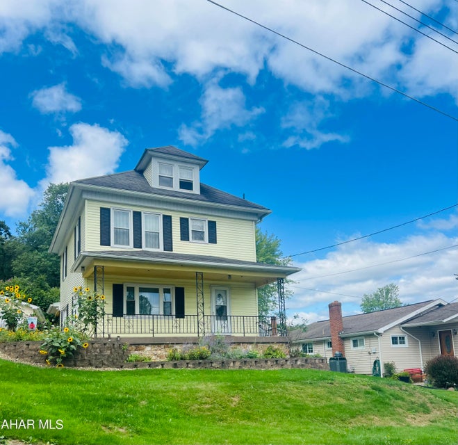 Railroad St, Hollidaysburg, PA 16648