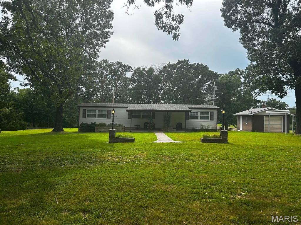 Residential in Newburg 5