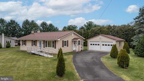 1199 E College Ave, BELLEFONTE, PA, 16823-6825 | Card Image