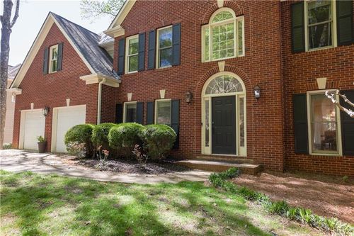 5685 Ashewoode Downs Dr, Alpharetta, GA, 30005-7486 | Card Image