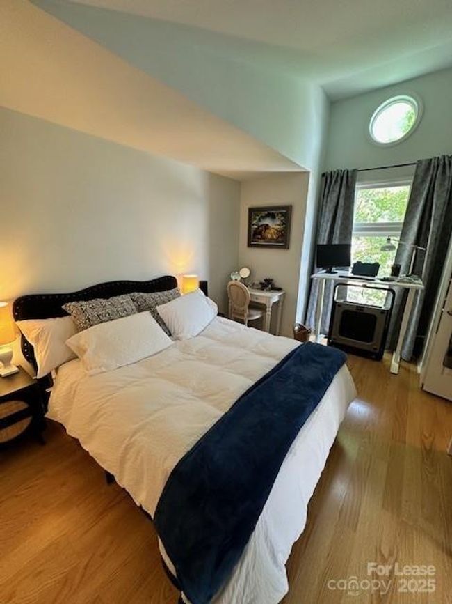 1109 E Morehead St, Condo with 2 bedrooms, 2 bathrooms and null parking in Charlotte NC | Image 10