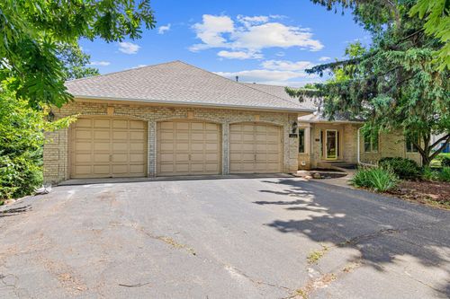 1200 Summit Oaks Dr, Burnsville, MN, 55337-4713 | Card Image