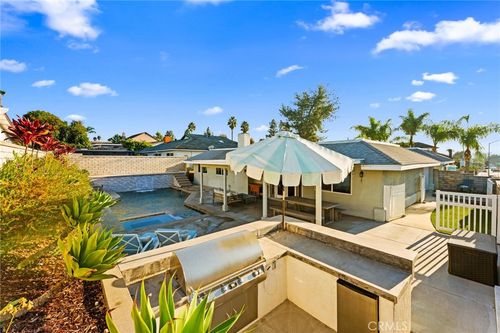 25571 Vesuvia Ave, Mission Viejo, CA, 92691-4719 | Card Image