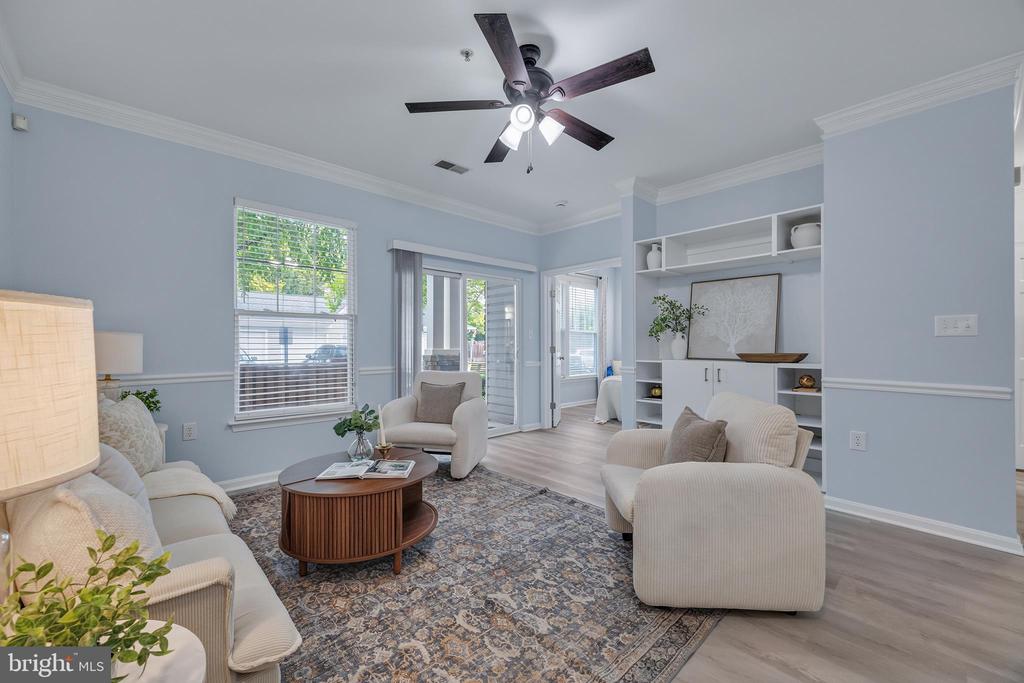 Residential in LAUREL 4