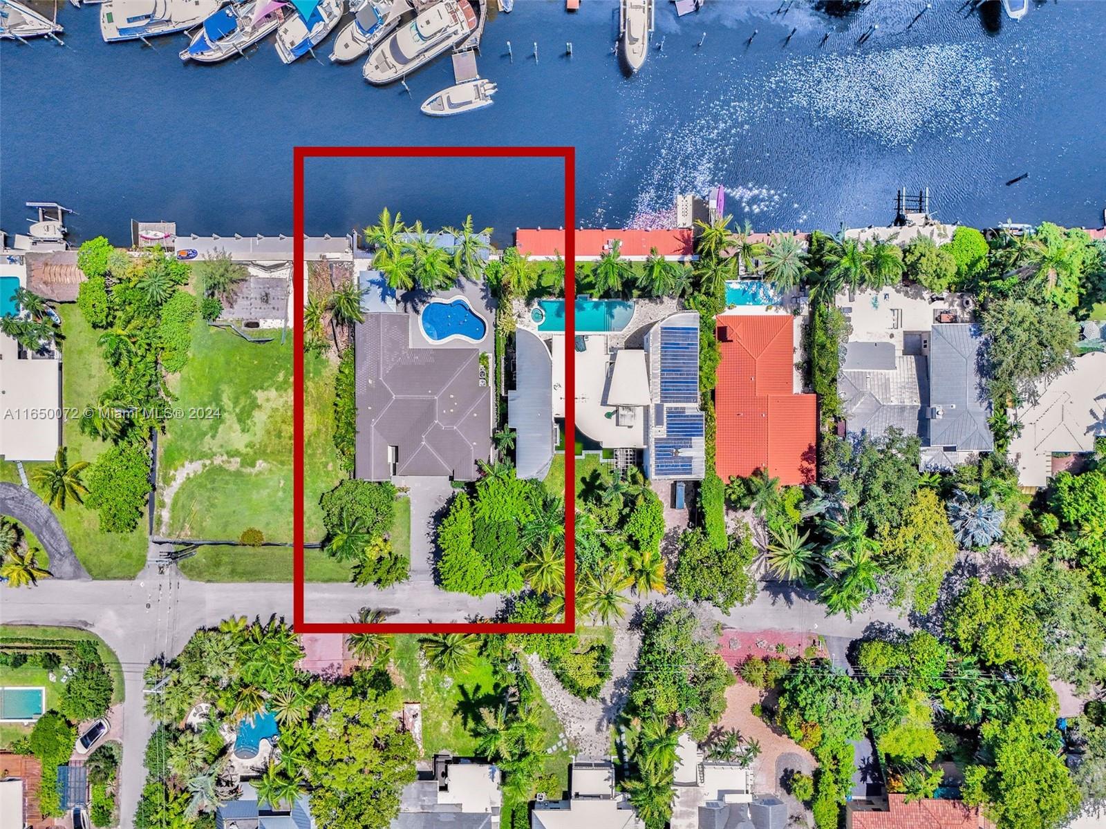 Victoria Ter, Fort Lauderdale, FL 33301