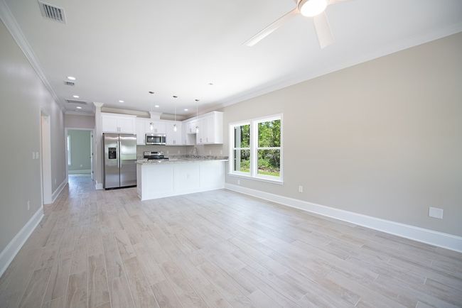 1692 Landing St, House other with 3 bedrooms, 2 bathrooms and 3 parking in Carrabelle FL | Image 12