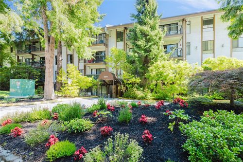 308-1009 Mckenzie Ave, Saanich, BC, V8X4B1 | Card Image