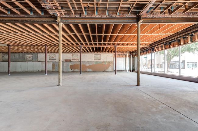 1013 Broadway, Home with 0 bedrooms, 0 bathrooms and null parking in Lubbock TX | Image 5