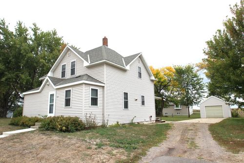 150 Highway 4 N, Meire Grove, MN, 56352-8158 | Card Image