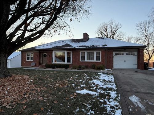 1110 Elm St, Higginsville, MO, 64037-1134 | Card Image