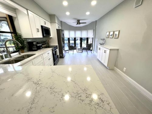 unit-229-17081 Waterbend Dr, Jupiter, FL, 33477-5882 | Card Image