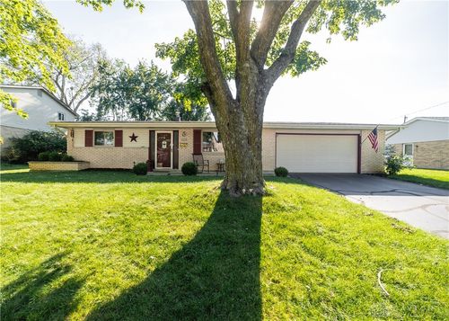 1039 Heathwood Dr, Englewood, OH, 45322-2430 | Card Image