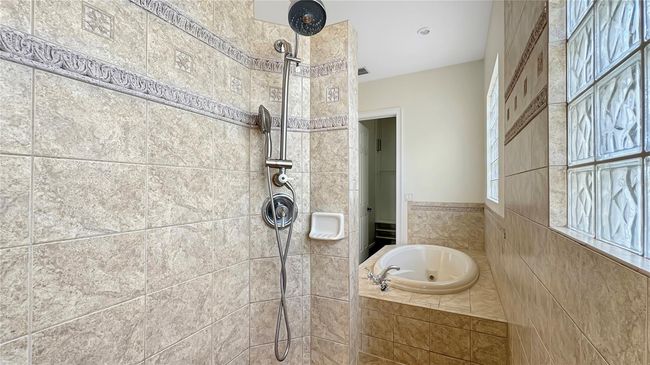 Walk In Shower | Image 26