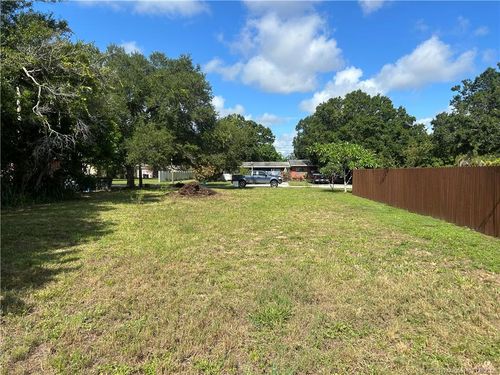 906 S 17th St, Fort Pierce, FL, 34950 | Card Image