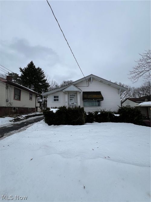 25 S Osborn Ave, Youngstown, OH, 44509-2629 | Card Image