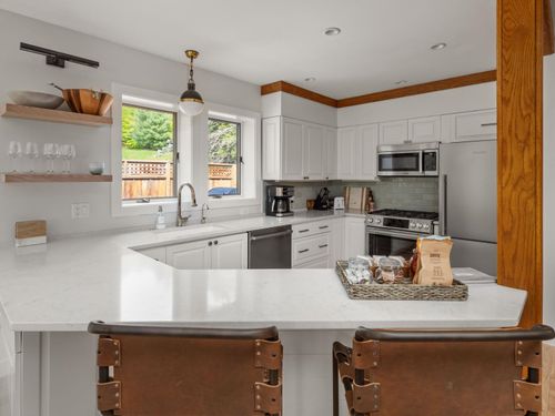 a-384 Topnotch Drive, Stowe, VT, 05672 | Card Image