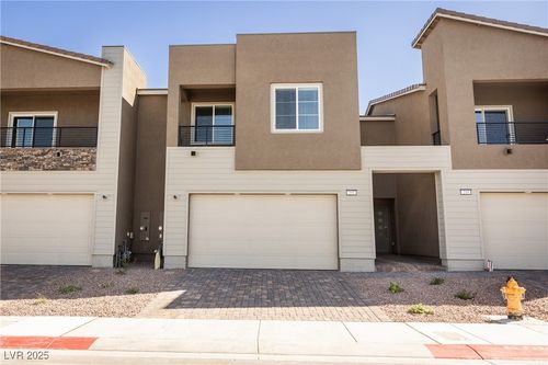 237 Mcarthur Peak Ave, Henderson, NV, 89015-7682 | Card Image